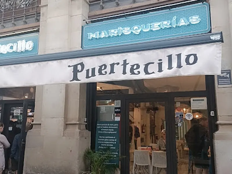 Puertecillo Born