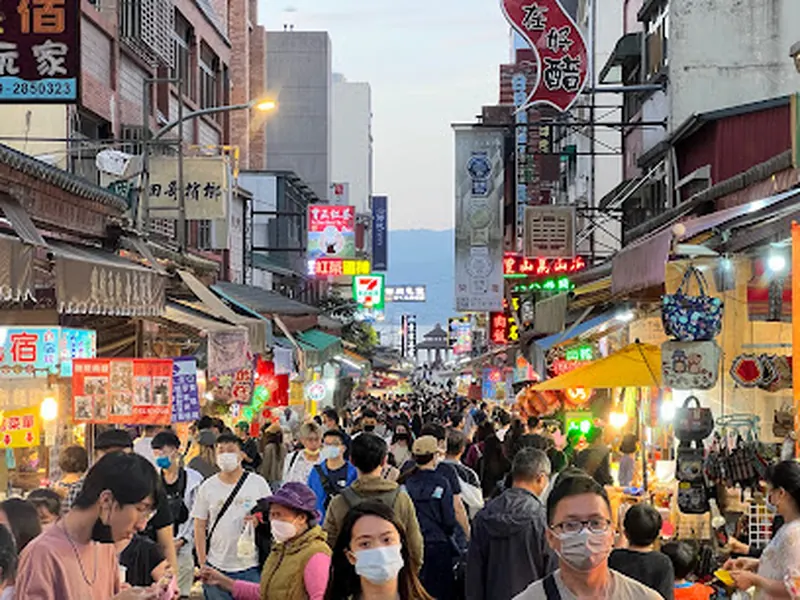 Ita Thao Shopping District
