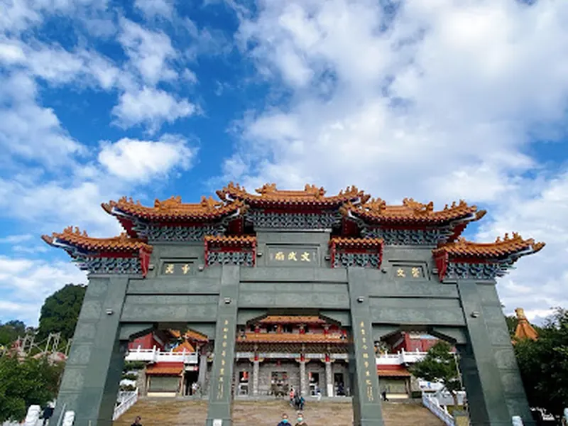 Longfeng Temple