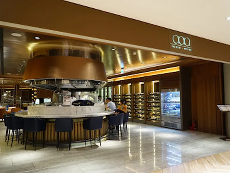 aaa WINE CELLAR & OYSTER BAR