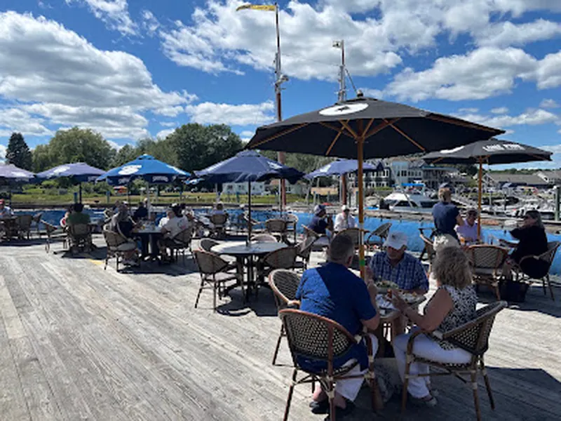 Arundel Wharf - Seafood - Cocktail Bar - Craft Beer