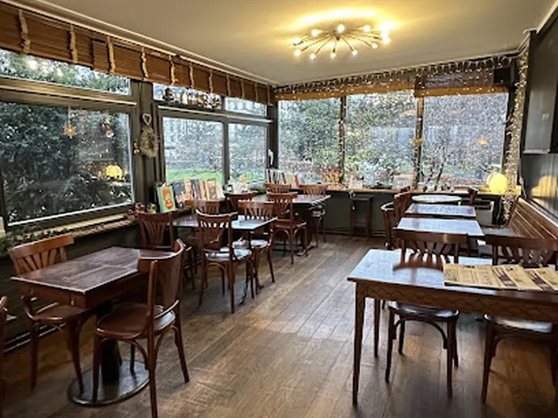 Cottage Café