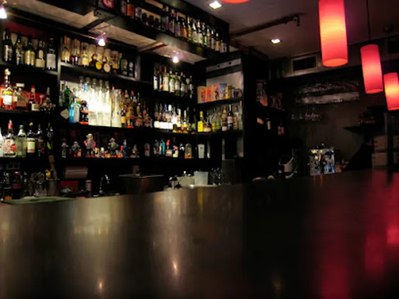 Robot Bar